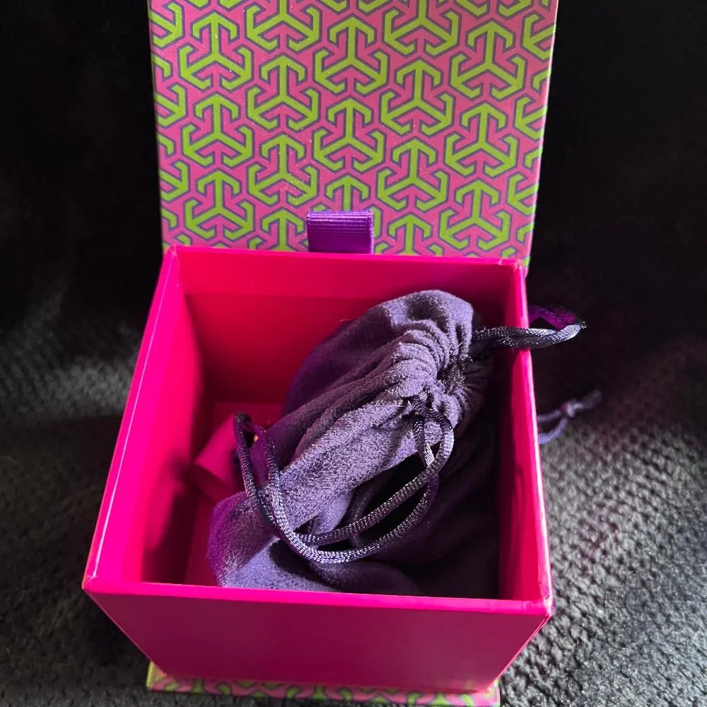 TORY BURCH Metallic Enamel Raised Logo Wide Cuff Bracelet - Original Bag and Box - Picture 4 of 6